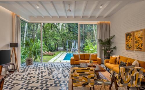 Assagao Villa | La Verona by The Blue Kite - 2 & 3 BHK Villas in Assagao with Private Pool, Garden, Caretaker, Kitchen & Security