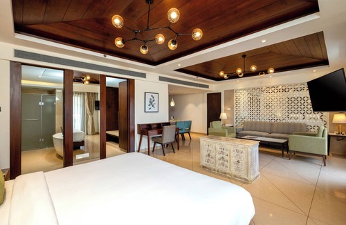 Lonavala Hotel | Lagoona Resort
