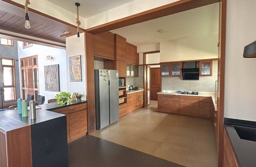 Inna House | Lahari by Hireavilla - Chic 4BR Beachfront Villa