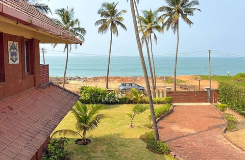 Inna House | Lahari by Hireavilla - Chic 4BR Beachfront Villa