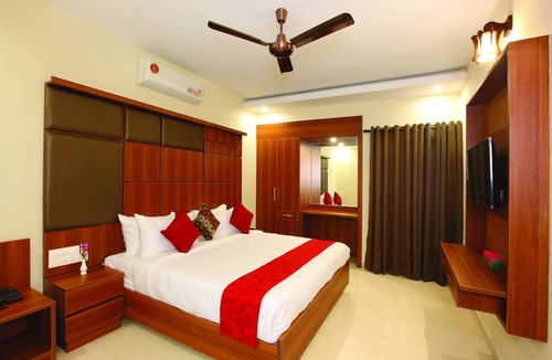 Edapalli Hotel | Laimar Suites