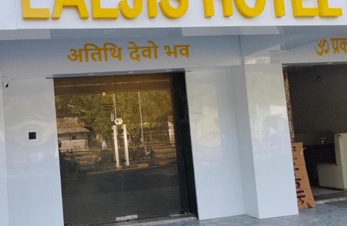 Ahmedabad Apartment | Lalji's Hotel & Restaurant