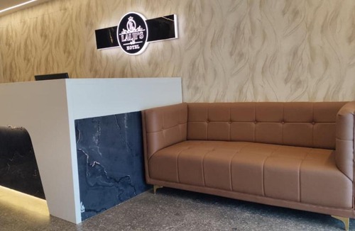 Ahmedabad Apartment | Lalji's Hotel & Restaurant
