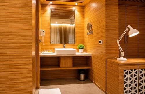 Marhi Hotel | Landmark Rewa AM Hotel Kollection