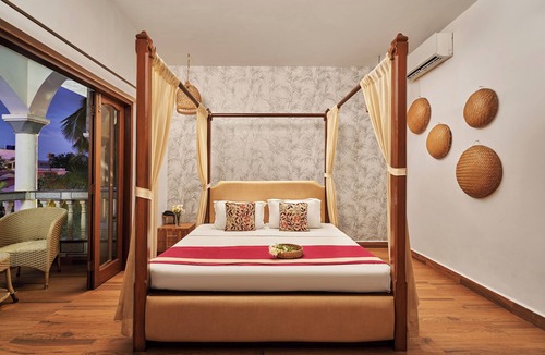 Baga Hotel | Larios Beach Holidays