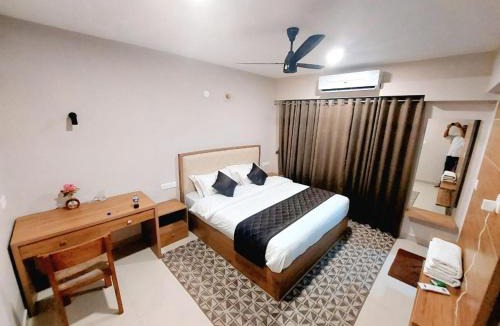 Nedumbassery Apartment | Lavender Airport suits- Cochin