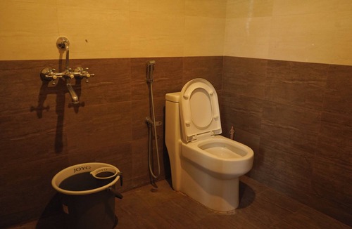 Hosur Hotel | Laze Daze