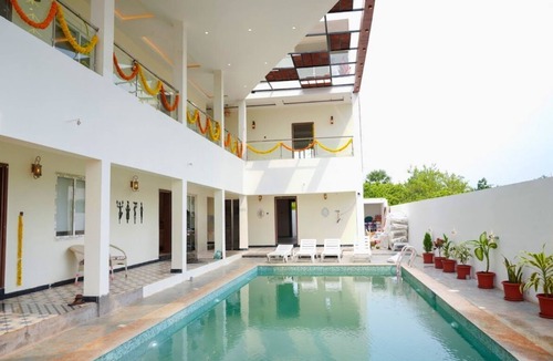 Bommayapalayam Villa | Le Terra Luxury Private Pool Villa