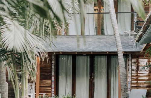 Morjim Hotel | Leela Cottages