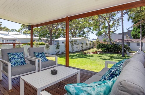 Callala Beach House | Lemon Drop - Short Walk to Beach
