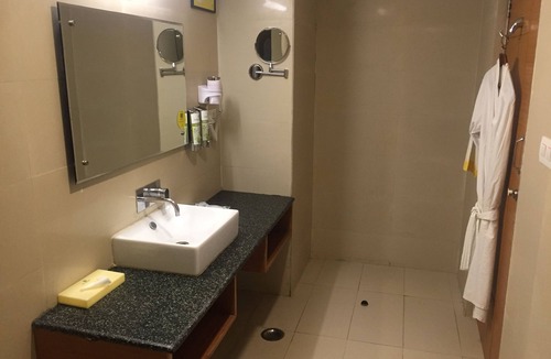 Bullawala Hotel | Lemon Tree Hotel, Dehradun