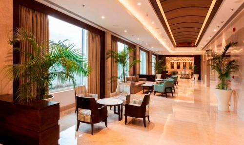 Lucknow Hotel | Lemon Tree Hotel Lucknow Airport