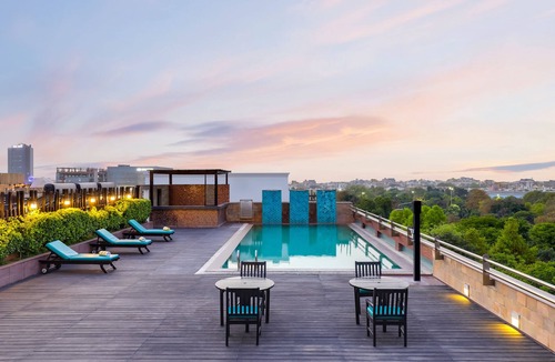 Sector 29 Hotel | Lemon Tree Premier 2, Gurugram