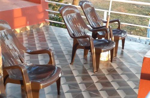 Bogmolo House | Leon Hide Out Guest House