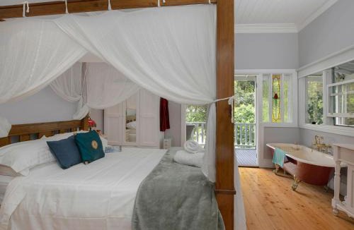 Stanwell Park House | Lilly Pilly Arthouse
