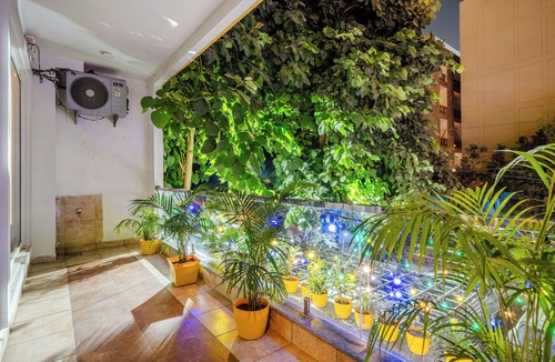 Gurugram Hotel | Lime Tree Luxury Studio