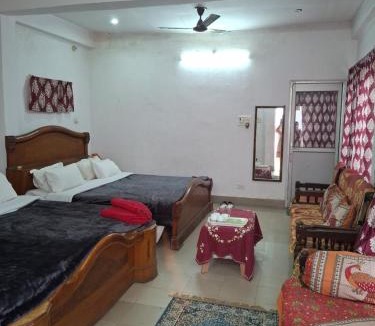 Lanka House | Lime-Villa on Ganga Ghat