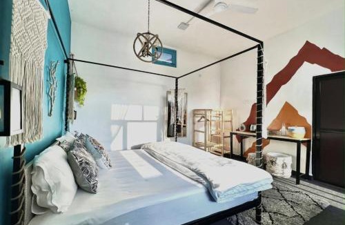 Suja Hostel | Little Bir