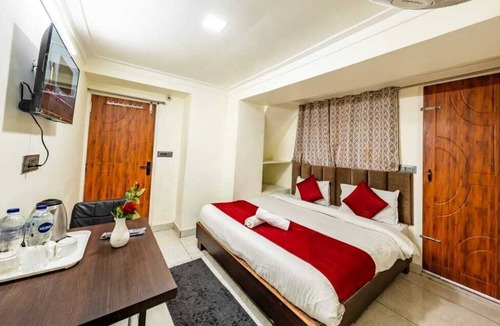 Mallital Hotel | Little Heaven - Mall RD