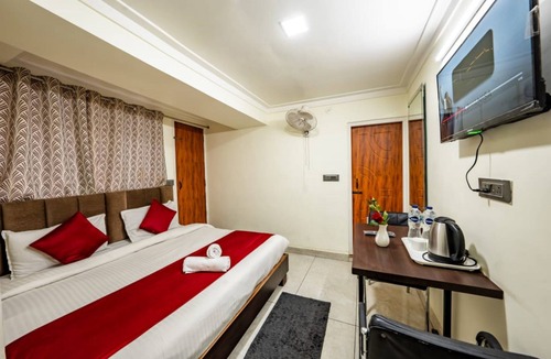 Mallital Hotel | Little Heaven - Mall RD