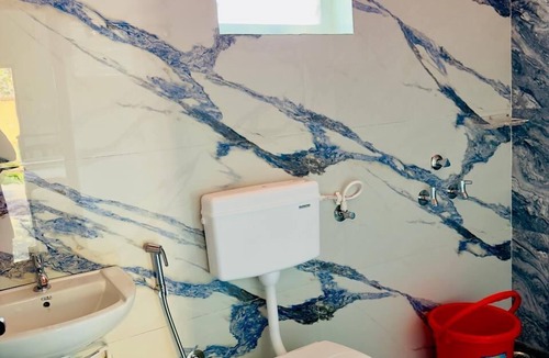 Hireguthi Hotel | Livin Waves Beach stay and cafe
