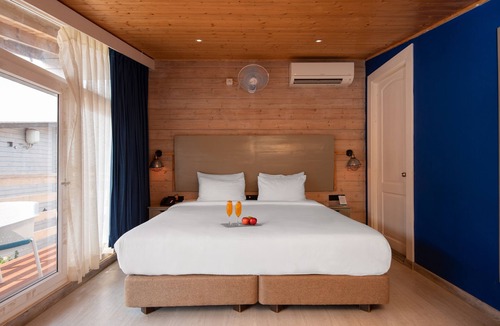 Morjim Hotel | Living Room Beach Resort