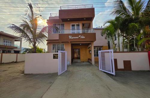 Malavli Villa | ll EMPYREAN STAYS ll SUPREME VILLA II 3BHK II AC II PVT POOL II MINI BAR