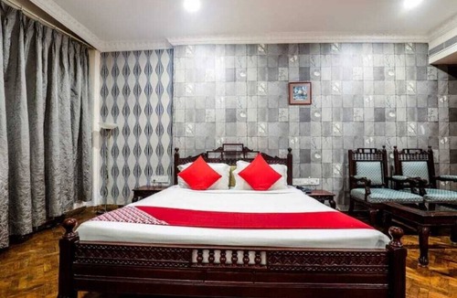 Ameerpet Hotel | LNV Hotels-Athithi Inn