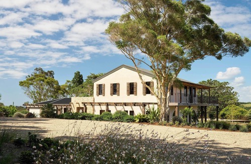 Coopers Shoot Villa | Lo Scoglio: Italian Charm in Byron Bay