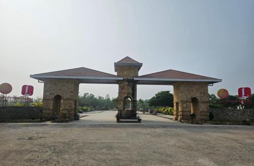 Basar Hotel | Lords Hrim Akshara Resort