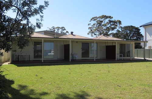 Shoalhaven Heads Cabin | Lorsens On The River - Cabin 3
