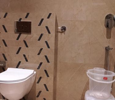 Mahmoorganj Hotel | Lotus feet inn