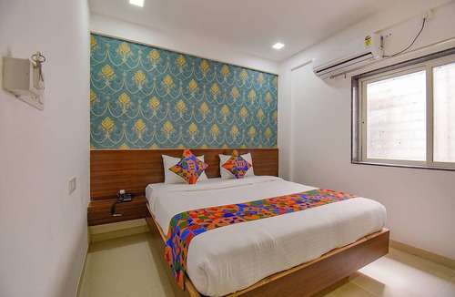 Nagavara Hotel | Lotus Park Inn