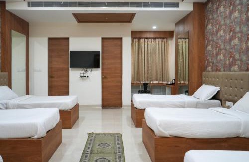 Raipur Hotel | Lotus Resort