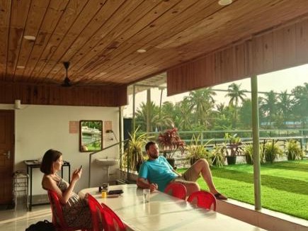 Kumbalam Hostel | Louis Backpackers Hostel