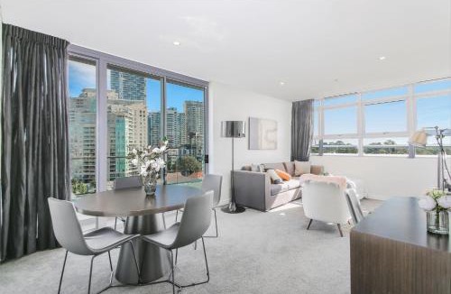 Chatswood CBD Apartment | lovely 2 bds in heart chatswood free parking
