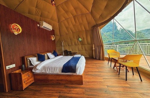 Devikolam RV Rental | Lovely Nature Glamping- Dome in Gateway of munnar