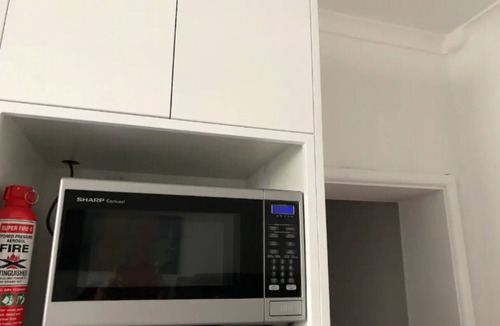 Granville House | Low price clean linen free stuff G1