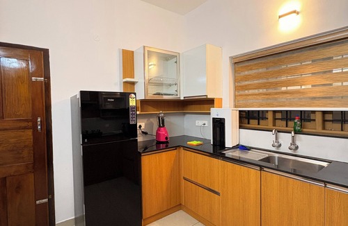 Edapalli Apartment | Lulu Mall Side Modern 2 BR Ideal for Long & Short Stay