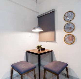 Ranwar Apartment | Luna: Chic Secure 1 BHK in the Heart of Bandra W
