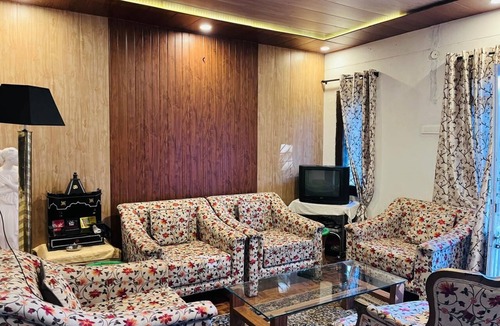 Nainital Hotel | Luxsugero Stays Nainital