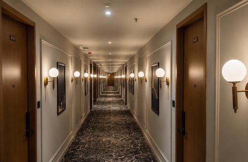 Vanthli Hotel | LUXURIA INN By CHANDAN