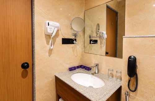 Vanthli Hotel | LUXURIA INN BY CHANDAN