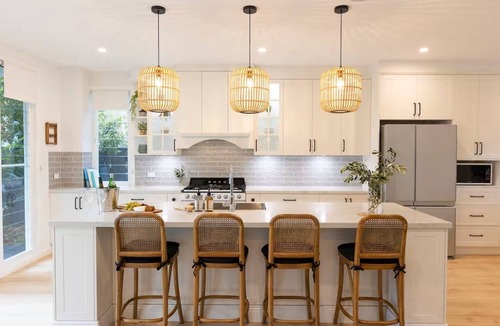 Pearl Beach House | Luxury Coastal Group Retreat 6 Beds 3 Dwellings 4 Baths
