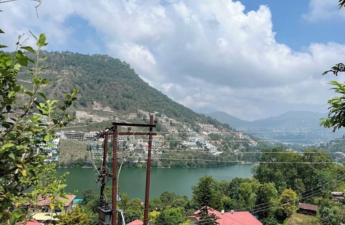 Shivanandi Hotel | Luxury Hotel S-D-K