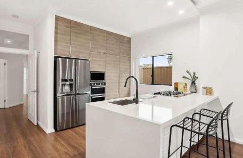 Lidcombe House | Luxury House-shared accommodation