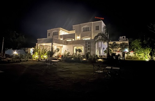 Bedla House | Luxury Pool villa with 10 bedrooms, Roof-Top & garden surrounded by Hills