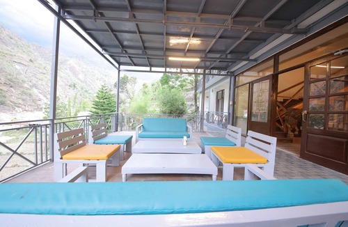 Dehradun House | Luxury Tent With Hill and River Viewhotel Ribera