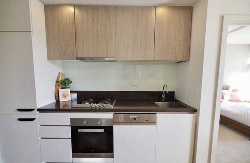 Waterloo Apartment | Luxury Urban Oasis, Close to CBD and Beaches