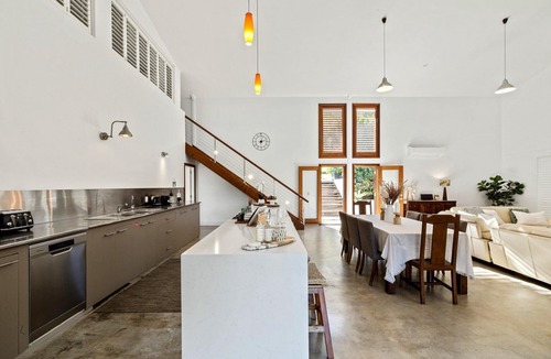Myocum House | Luxury Villas Wandarra - family hinterland home